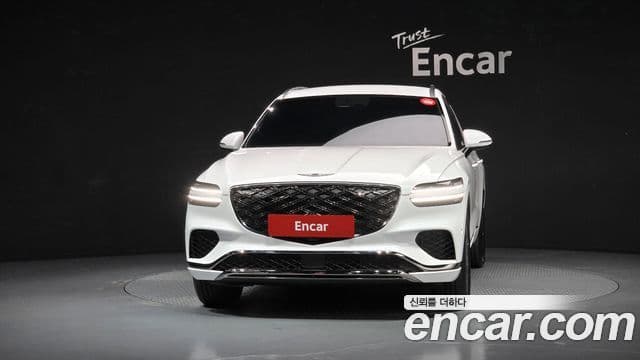 Genesis GV70 3