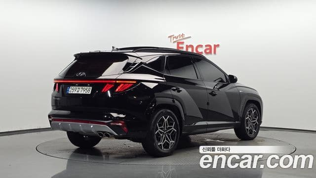 Hyundai Tucson Hybrid (NX4) 2