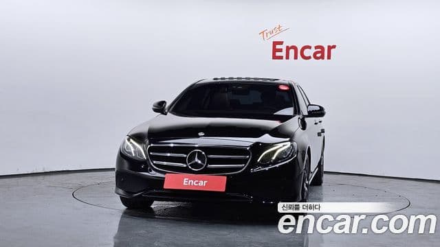 Mercedes-Benz E-Class W213 2
