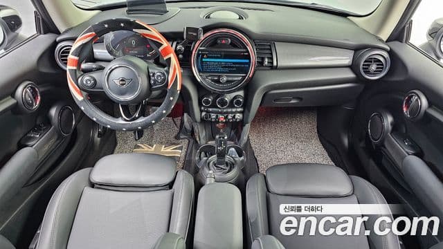 MINI Cooper 4