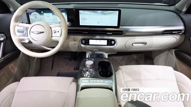 Genesis GV60 4