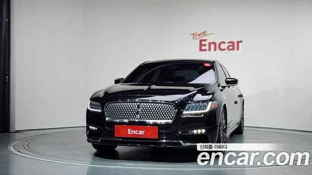 Lincoln Continental 10th Gen 3