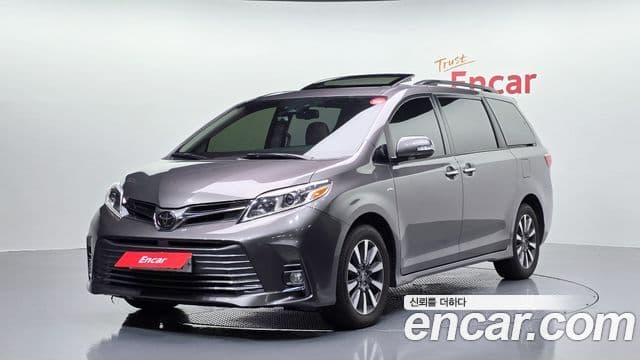 Toyota Sienna 1