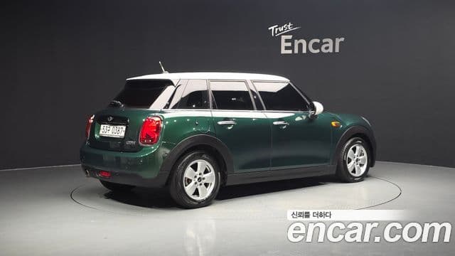 MINI Cooper 2