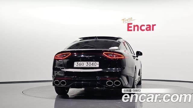 Kia Stinger 4