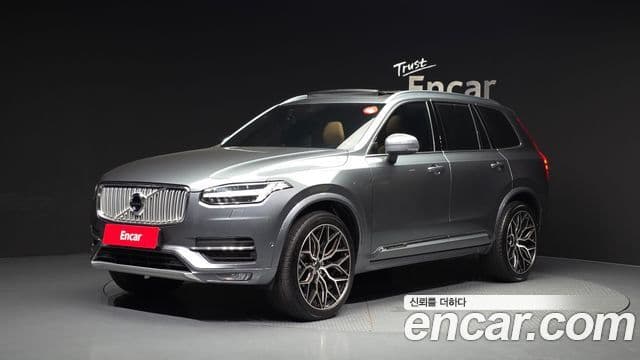 Volvo XC90 2nd Gen 1