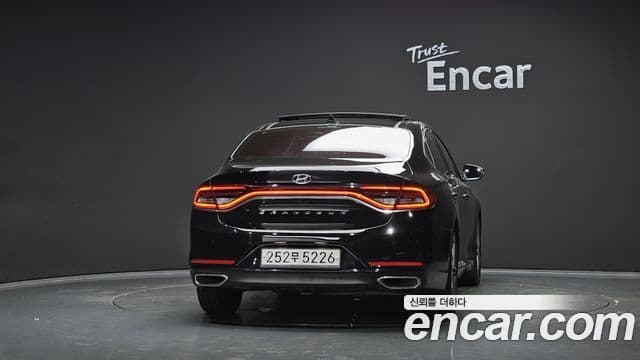 Hyundai Grandeur IG 4