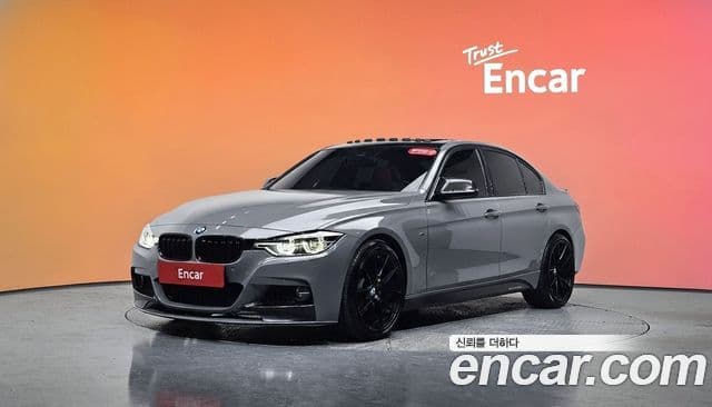 BMW 3 Series (F30) 1