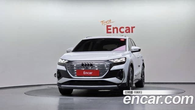 Audi Q4 e-트론 (F4) 2