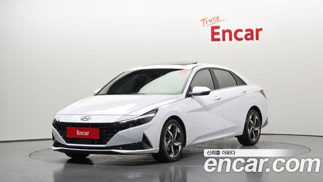 Hyundai Avante (CN7) 1