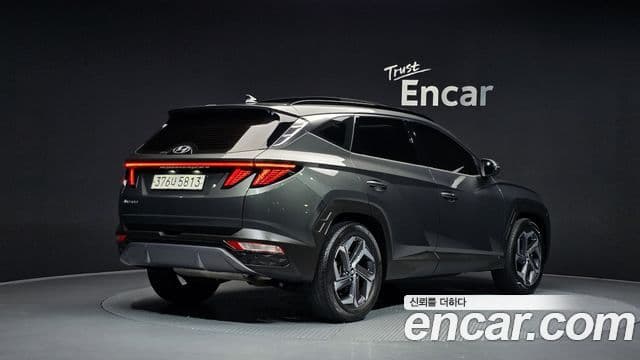 Hyundai Tucson (NX4) 2