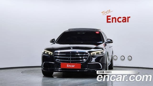Mercedes-Benz S-Class W223 2