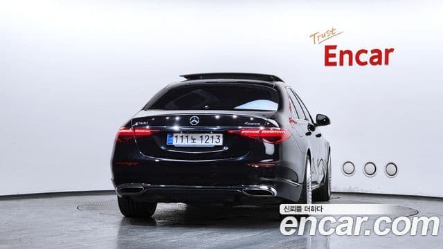 Mercedes-Benz S-Class W223 3