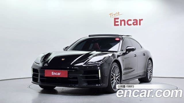 Porsche Panamera (976) — 1