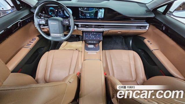 Hyundai Grandeur (GN7) 4