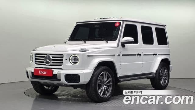 Mercedes-Benz G-Class W465