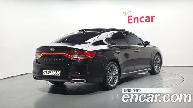 Hyundai Grandeur IG 2