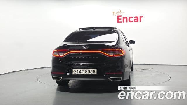 Hyundai Grandeur IG 4