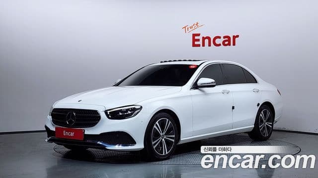 Mercedes-Benz E-Class W213 1