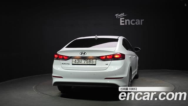 Hyundai Avante AD 3
