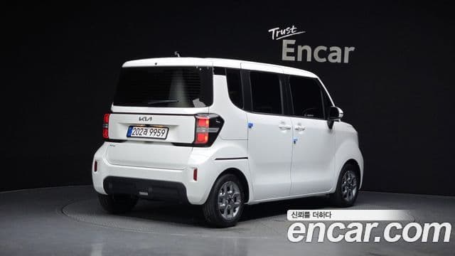 Kia The New Kia Ray 2