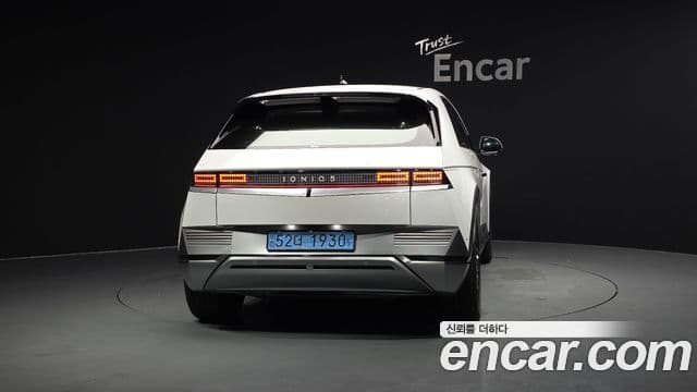 Hyundai Ioniq 5 4
