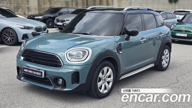 MINI Cooper Countryman 1