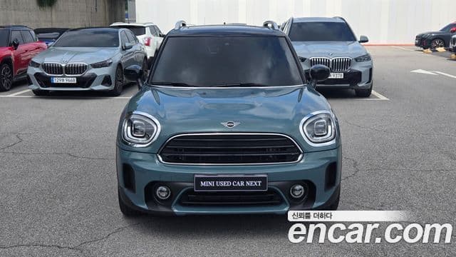 MINI Cooper Countryman 3