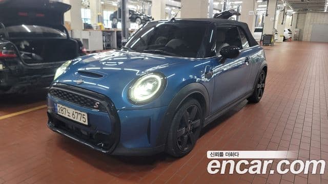MINI Cooper S Convertible 1