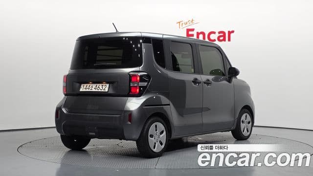 Kia The New Kia Ray 2