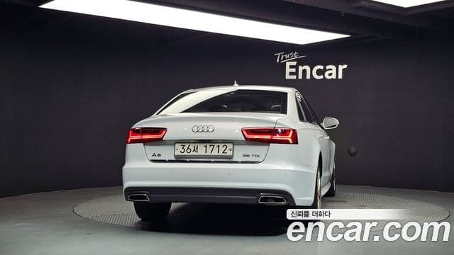 Audi New A6 4