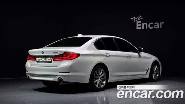 BMW 5 Series (G30) 2