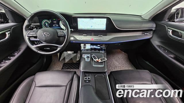 Hyundai The New Grandeur IG Hybrid 4