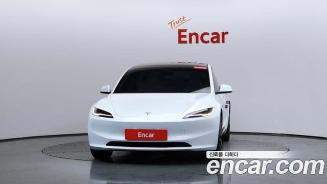 Tesla Model 3 2