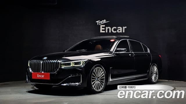 BMW 7 Series (G11) 1