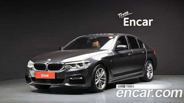 BMW 5 Series (G30)