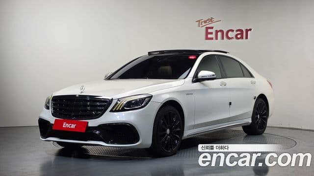 Mercedes-Benz S-Class W222