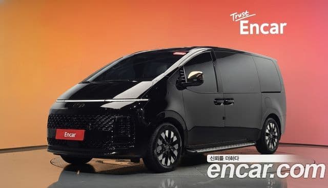 Hyundai Staria