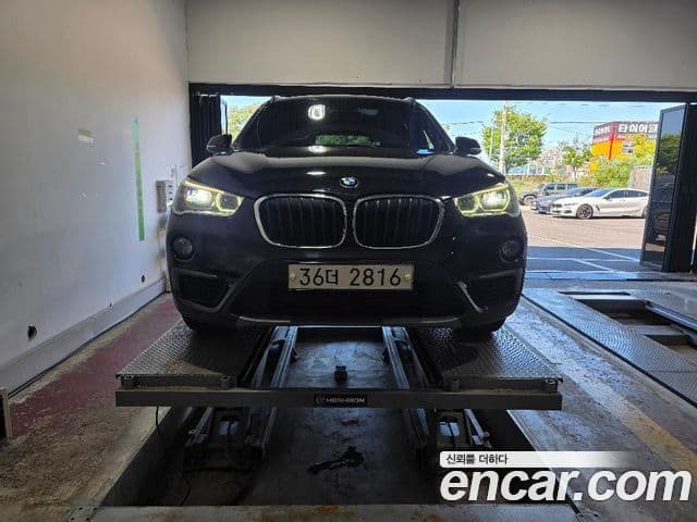 BMW X1 (F48)