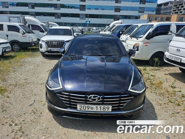 Hyundai Sonata (DN8)