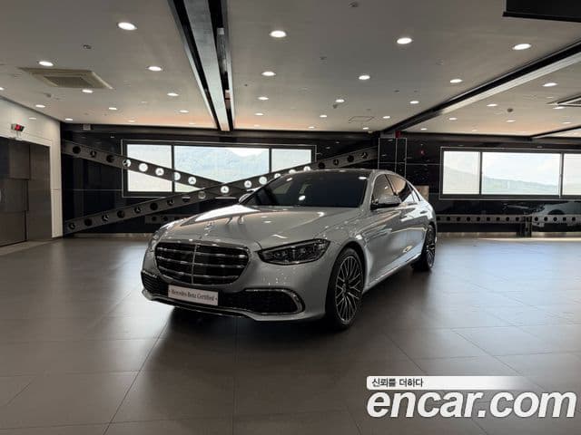 Mercedes-Benz S-Class W223