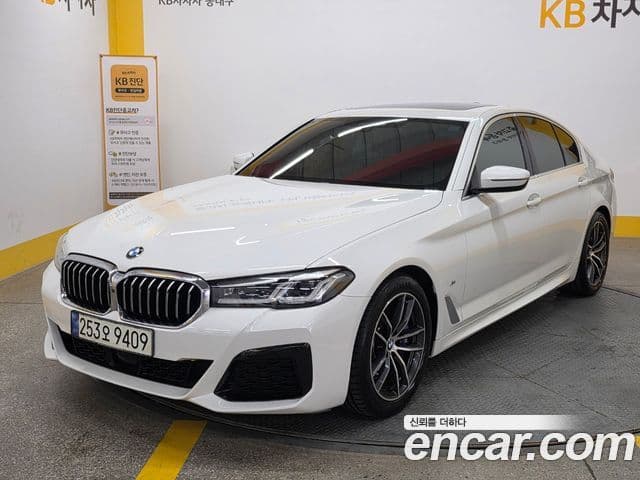 BMW 5 Series (G30)