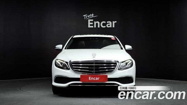 Mercedes-Benz E-Class W213 3