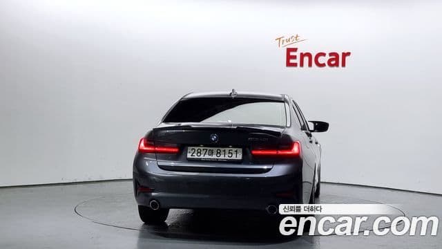 BMW 3 Series (G20) 3