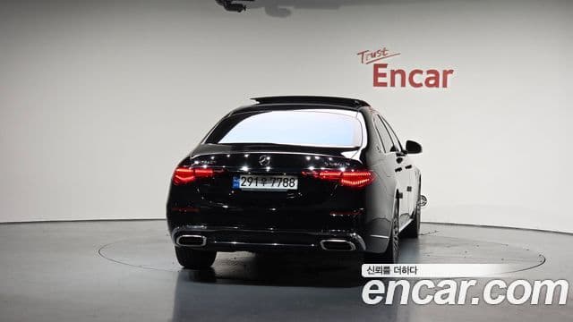 Mercedes-Benz S-Class W223 4
