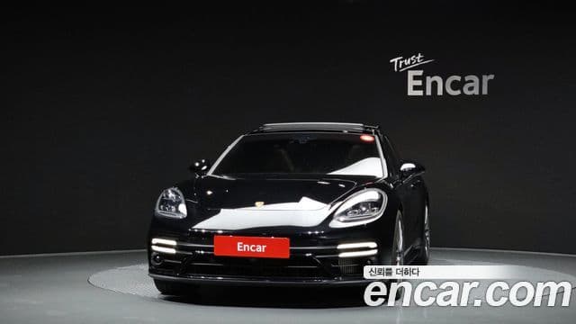 Porsche Panamera (971) 3