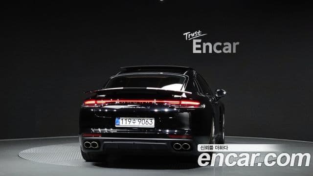 Porsche Panamera (971) 4