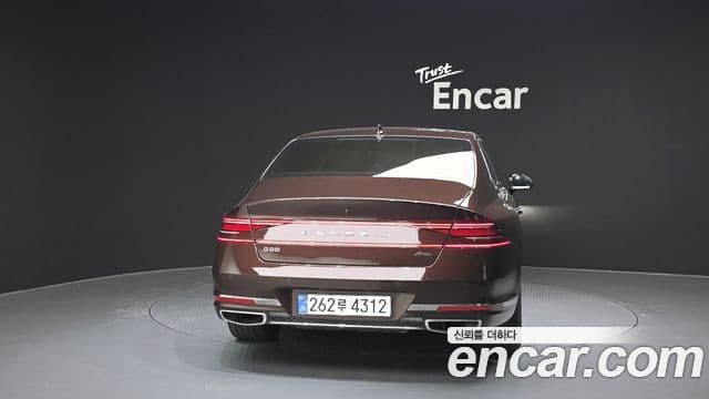 Genesis G90 (RS4) 3