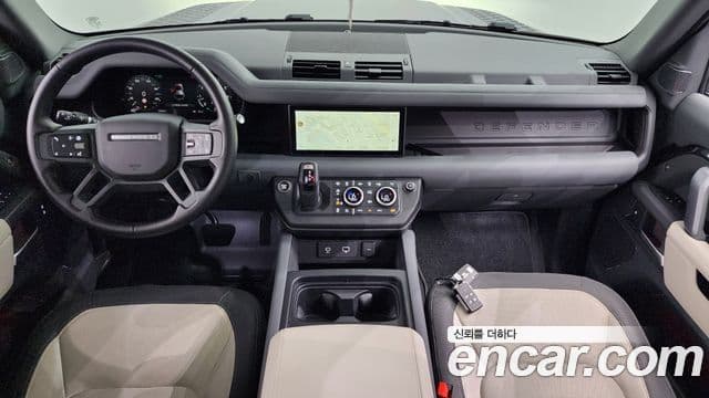 Land Rover 디펜더 (L663) 4