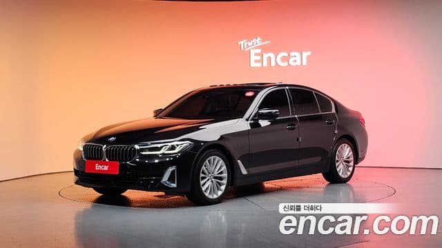 BMW 5 Series (G30)